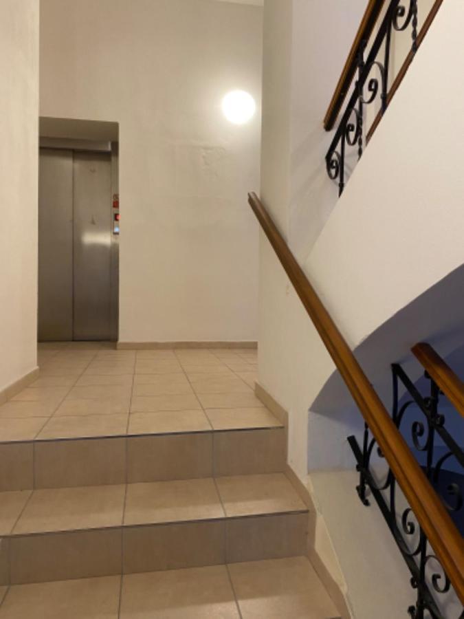 شقة Zeyer Aparments تبليتسه المظهر الخارجي الصورة